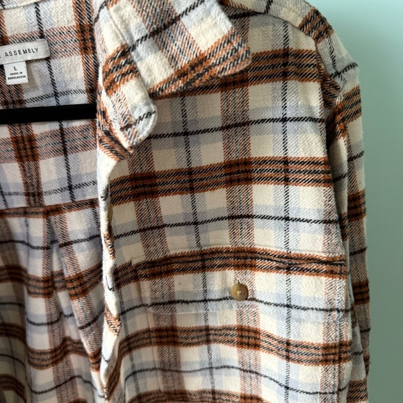 Free Assembly Women's Long Sleeve Work Shirt Large Flannel Fall - Picture 4 of 6